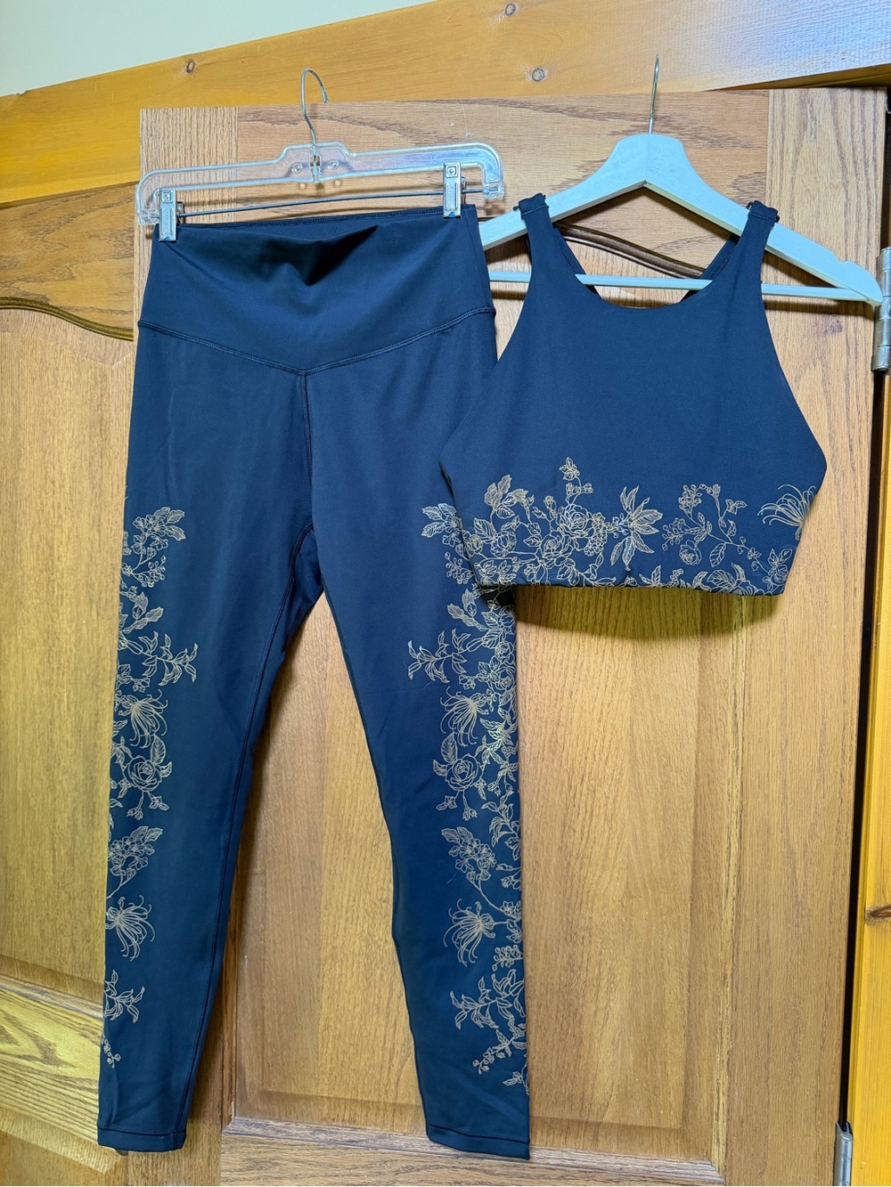 Lolë Burst High Waisted Leggings + Longline Bra